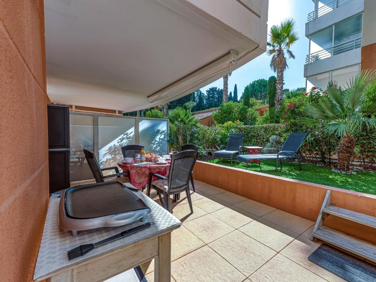 Apartment Le Domaine De La Baie-3 By Interhome Cavalaire-sur-Mer Eksteriør billede
